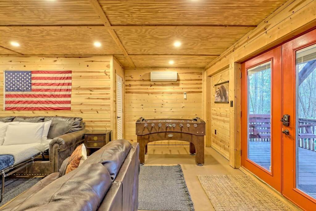 Near Downtown Helen - Hottub, Sauna, Game Room, Fire Pit 외부 사진
